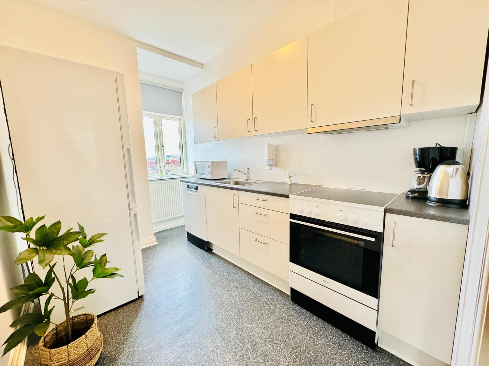Adnana - Villa Firenze - 2 Bedrooms Bright Apartment Aalborg Buitenkant foto